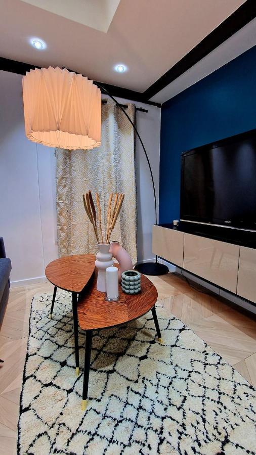 Loft De Luxe Tour Eiffel Apartment ปารีส ภายนอก รูปภาพ